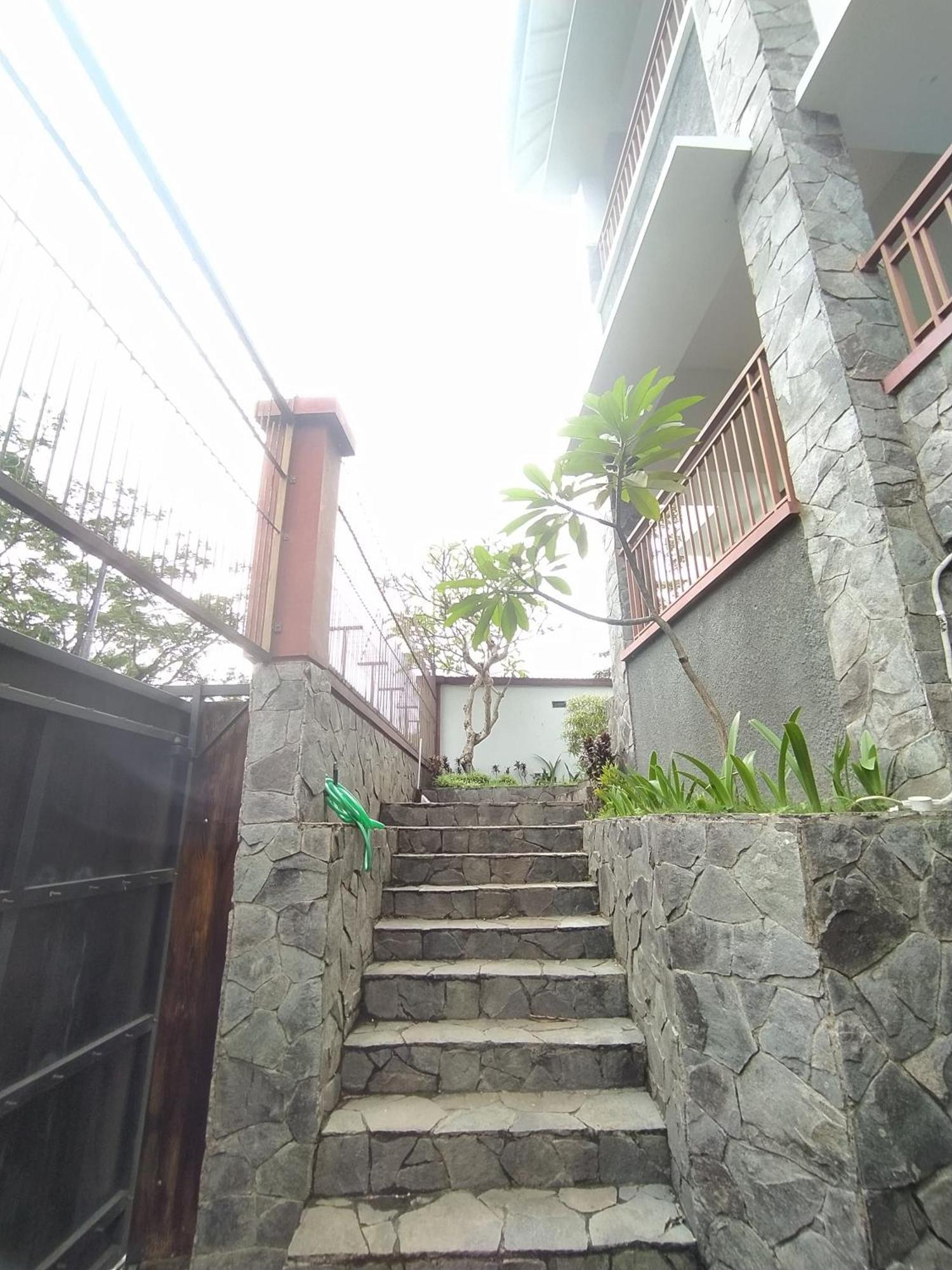 Villa Padasuka Raisa By Grorental Bandung Exterior photo