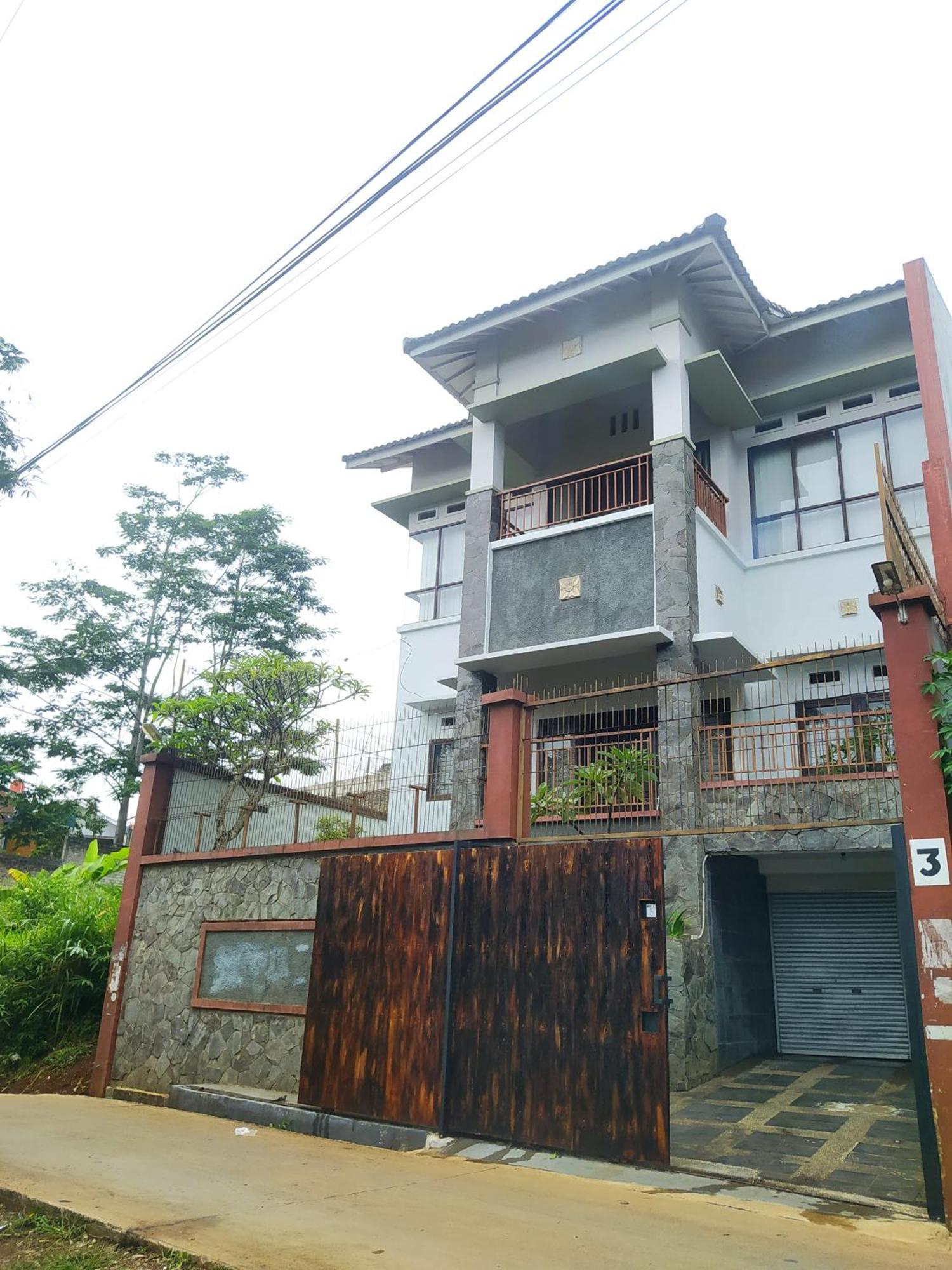 Villa Padasuka Raisa By Grorental Bandung Exterior photo