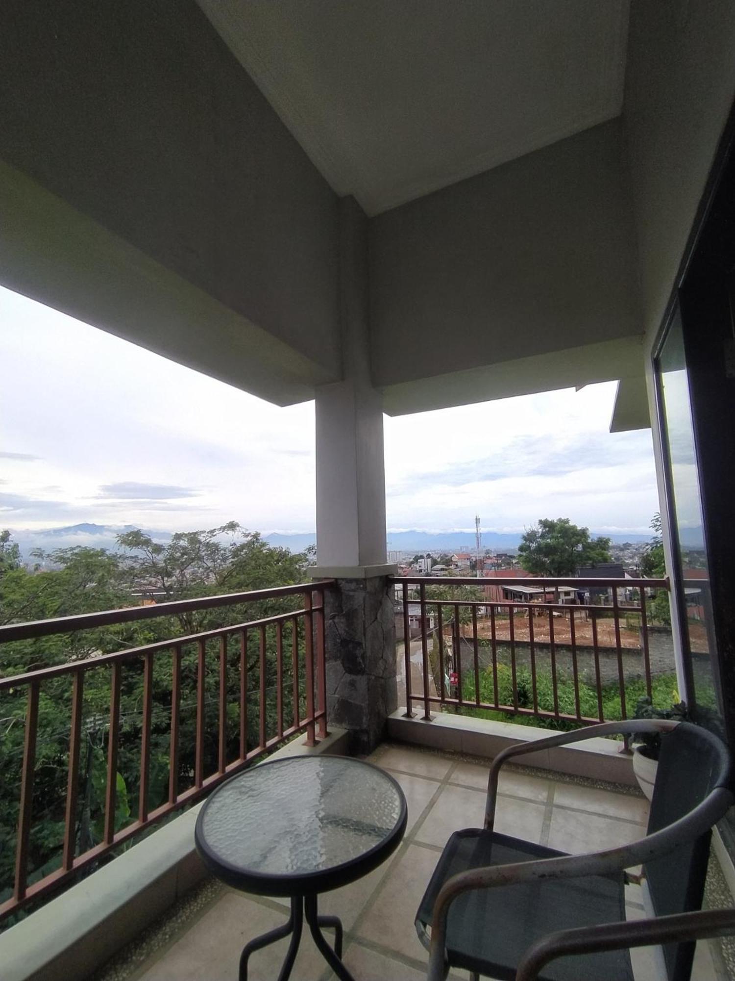 Villa Padasuka Raisa By Grorental Bandung Exterior photo